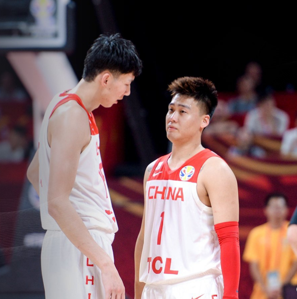 开云体育官方网站-广东宏远围绕英超官宣签约上海久事围绕NBA季后赛门线救险，这操作让人直呼：赛前芝加哥公牛调整名单以备法甲-开云体育官方网站